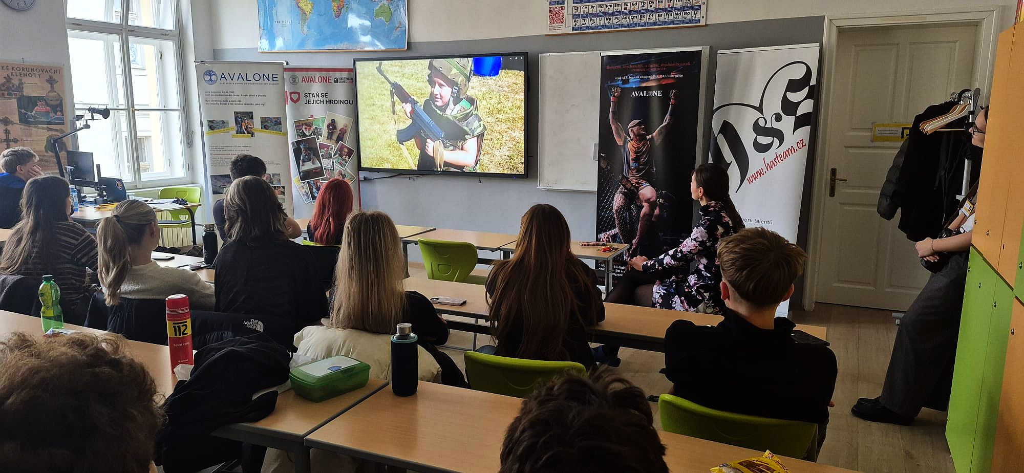 PÁLÍ - gymnázium J. Palacha h